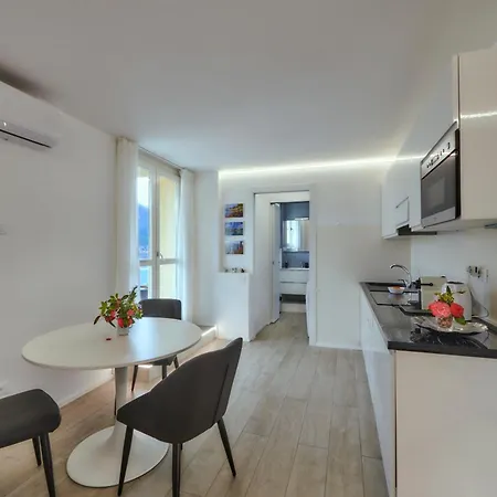 Sunrise With Air Conditioning And Stunning View *